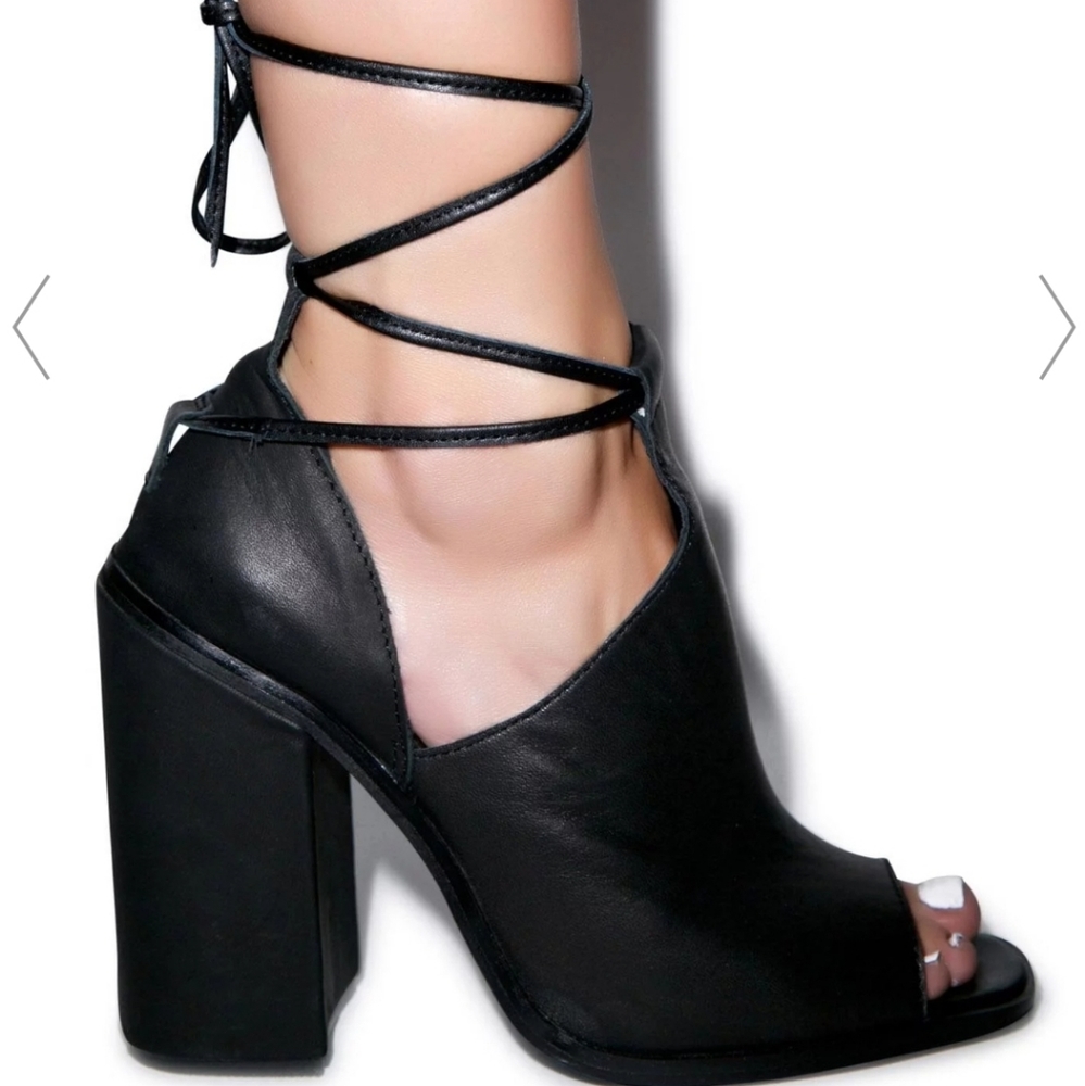 UNIF 94 heel